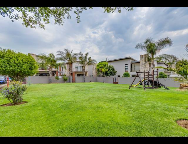 2 BEDROOM SECTIONAL TITLE FOR SALE IN BLACKHEATH
